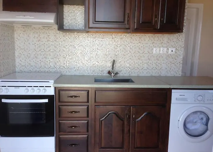 Marina Square * Skála